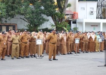 Pj. Sekda Binjai Pimpin Apel Gabungan, Tekankan Disiplin dan Ketepatan Pengelolaan Anggaran 2025