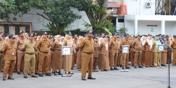 Pj. Sekda Binjai Pimpin Apel Gabungan, Tekankan Disiplin dan Ketepatan Pengelolaan Anggaran 2025