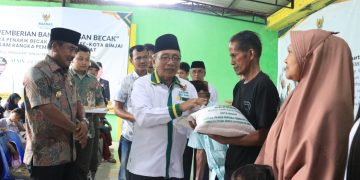 Pemkot Binjai dan Baznas Salurkan 1.365 Paket Sembako Untuk Mustahik dan Petugas Kebersihan