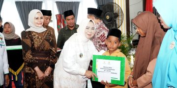 Bupati Langkat Salurkan ZIS Baznas 2026, Siswa Dan Guru Ngaji Terdampak Banjir Terima Bantuan