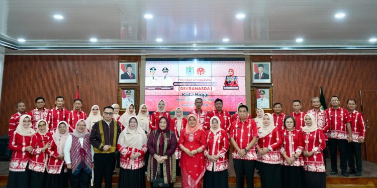 Hadiri Pelantikan Dan Pengukuhan Pengurus Dekranasda Kota Binjai Masa Bakti 2025-2030, Wali Kota Binjai Ingatkan Untuk Jadi Wadah Pembinaan Pelaku UMKM