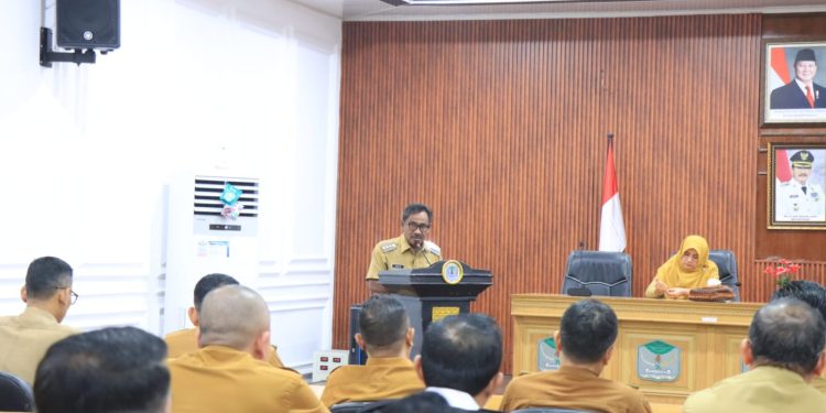 Penandatanganan Perjanjian Kinerja, Wali Kota Binjai Dorong Inovasi dan Efisiensi OPD