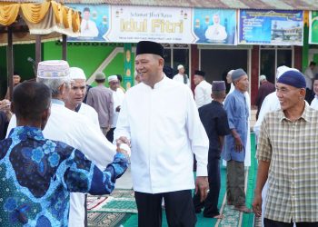 Sholat Ied 1447H, Bupati Syah Afandin, Wabup Tiorita dan Sekda Amril Menyapa Tiga Wilayah