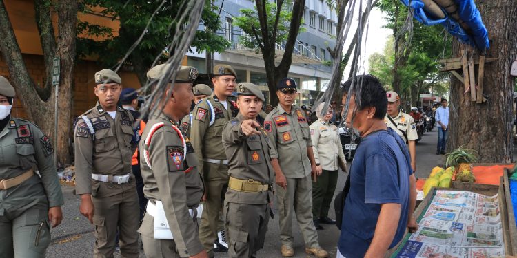 Penertiban PKL di Jalan Olahraga, Pemko Binjai Kembalikan Fungsi Ruang Terbuka Hijau