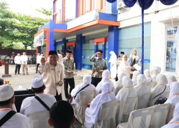 Asisten Administrasi Umum Hadiri Manasik Haji Akbar dan Pelepasan Calon Haji Bank Sumut