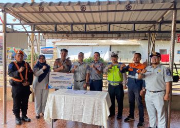 PT Jasa Raharja Serahkan Bantuan Palang Pintu Perlintasan Kereta Api di Kota Binjai