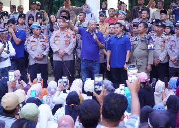 Bupati Langkat Syah Afandin Temui Korban Banjir, Siap Perjuangkan Bantuan Jaminan Hidup ke Pusat