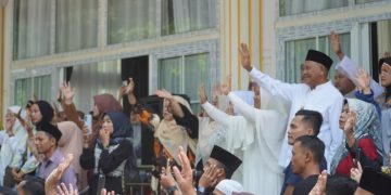 Bupati Syah Afandin Lepas 45 JCH Kloter 4, Titip Doa untuk Langkat dan Indonesia