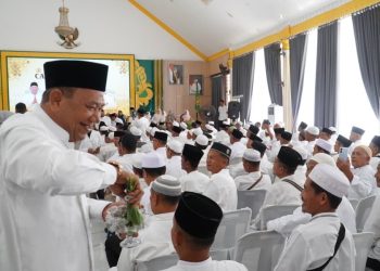 Bupati Syah Afandin Tepung Tawari 398 Jemaah Calon Haji Langkat, Pesan Jaga Kesehatan dan Keikhlasan