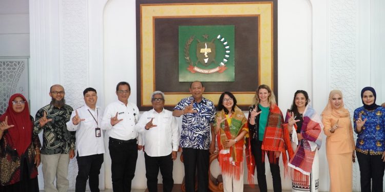 Syah Afandin Pastikan Program Sehati Bunda Sentuh Seluruh Desa di Langkat