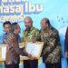 Bupati Syah Afandin Raih Penghargaan Revitalisasi Bahasa Daerah dari Kemendikdasmen
