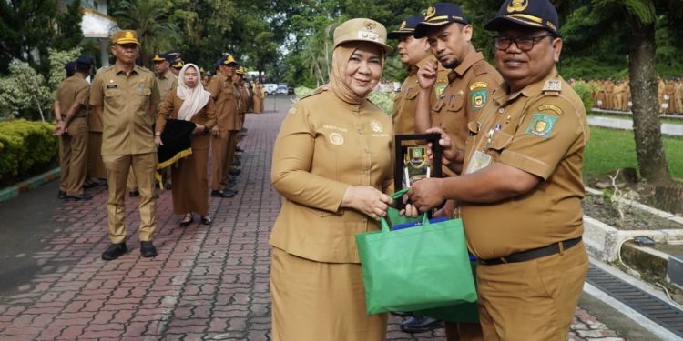 Plt. Bupati Tiorita Pimpin Peringatan Hari Anak Nasional, Tegaskan Lima Prinsip Perlindungan Anak