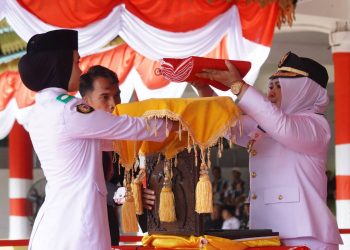 Plt. Bupati Tiorita Pimpin Detik-Detik Proklamasi HUT ke-81 RI di Langkat