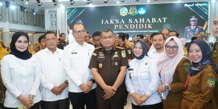 Plt. Bupati Langkat Tiorita Perkuat Sinergi Kejaksaan Kawal Pendidikan